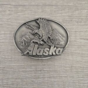 J&H Vintage 1989 Alaska Silver Tone Eagle Fish Mountain Oval Belt Buckle